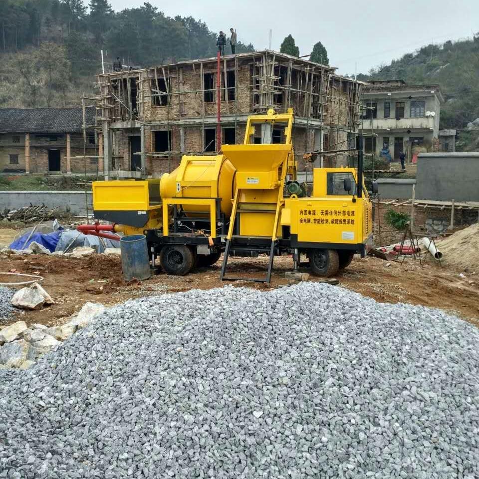瑞汉混凝土搅拌车载泵