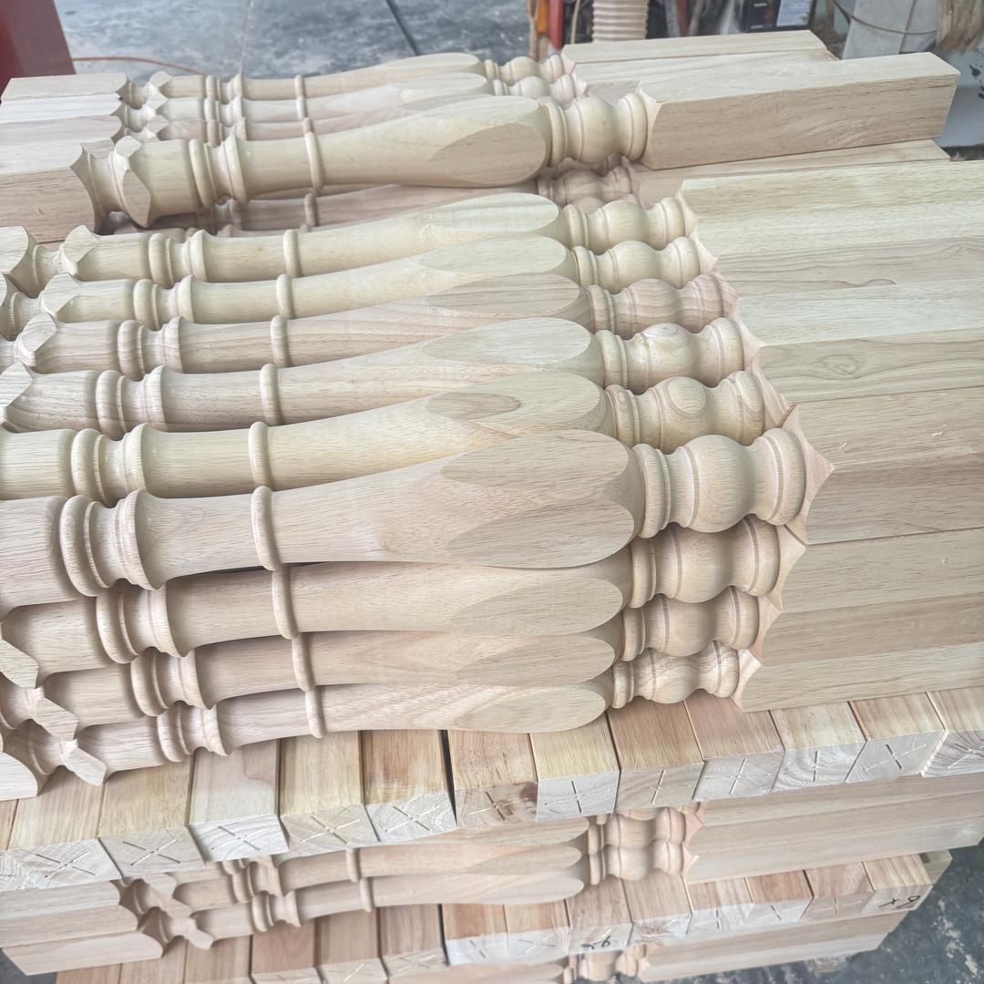 湖北桦泰实木楼梯白胚