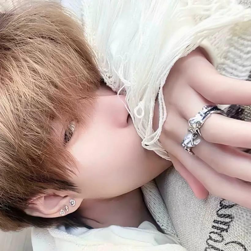 骑不快的小佳🏍️