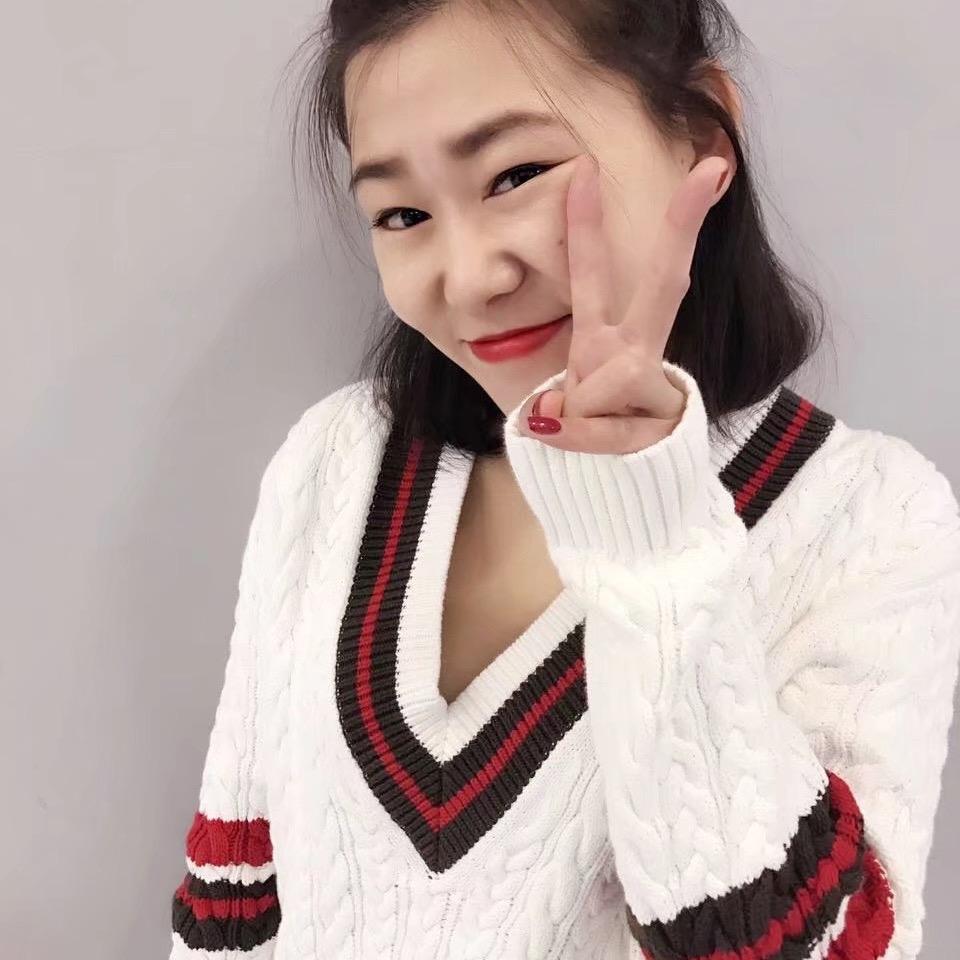 小英.