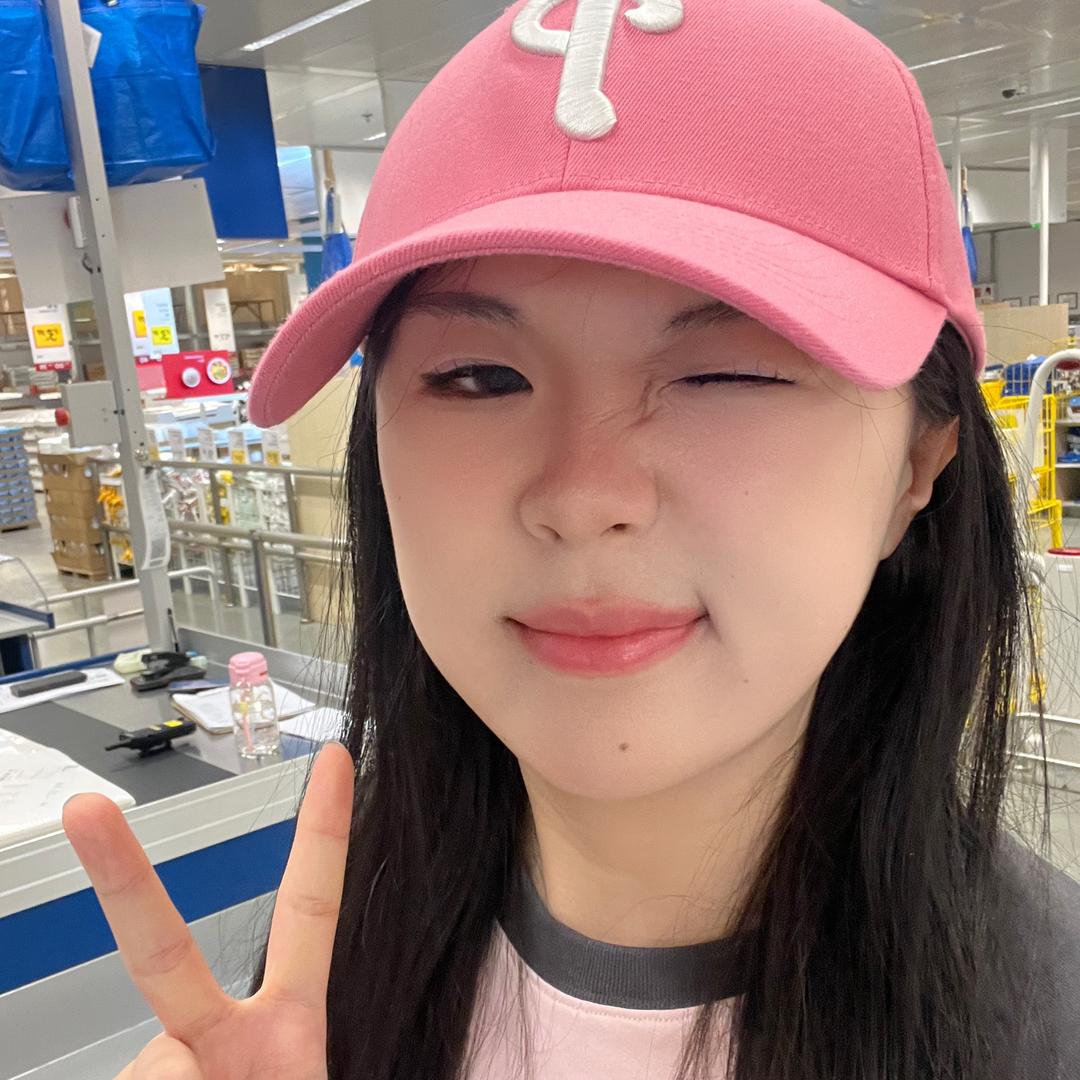 小萌爱睡觉