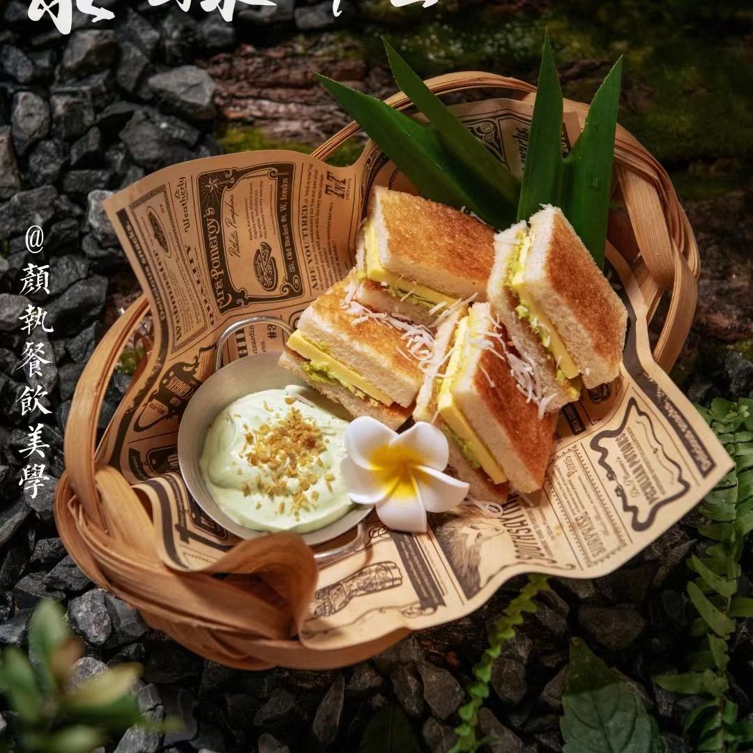 成熟幼稚女