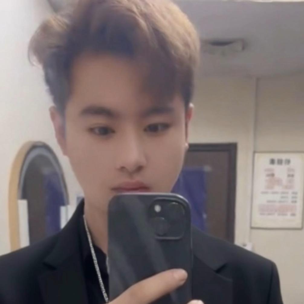 王大队长（水晶湾队长直招）