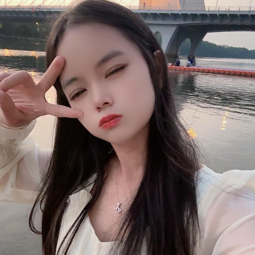娜娜@
