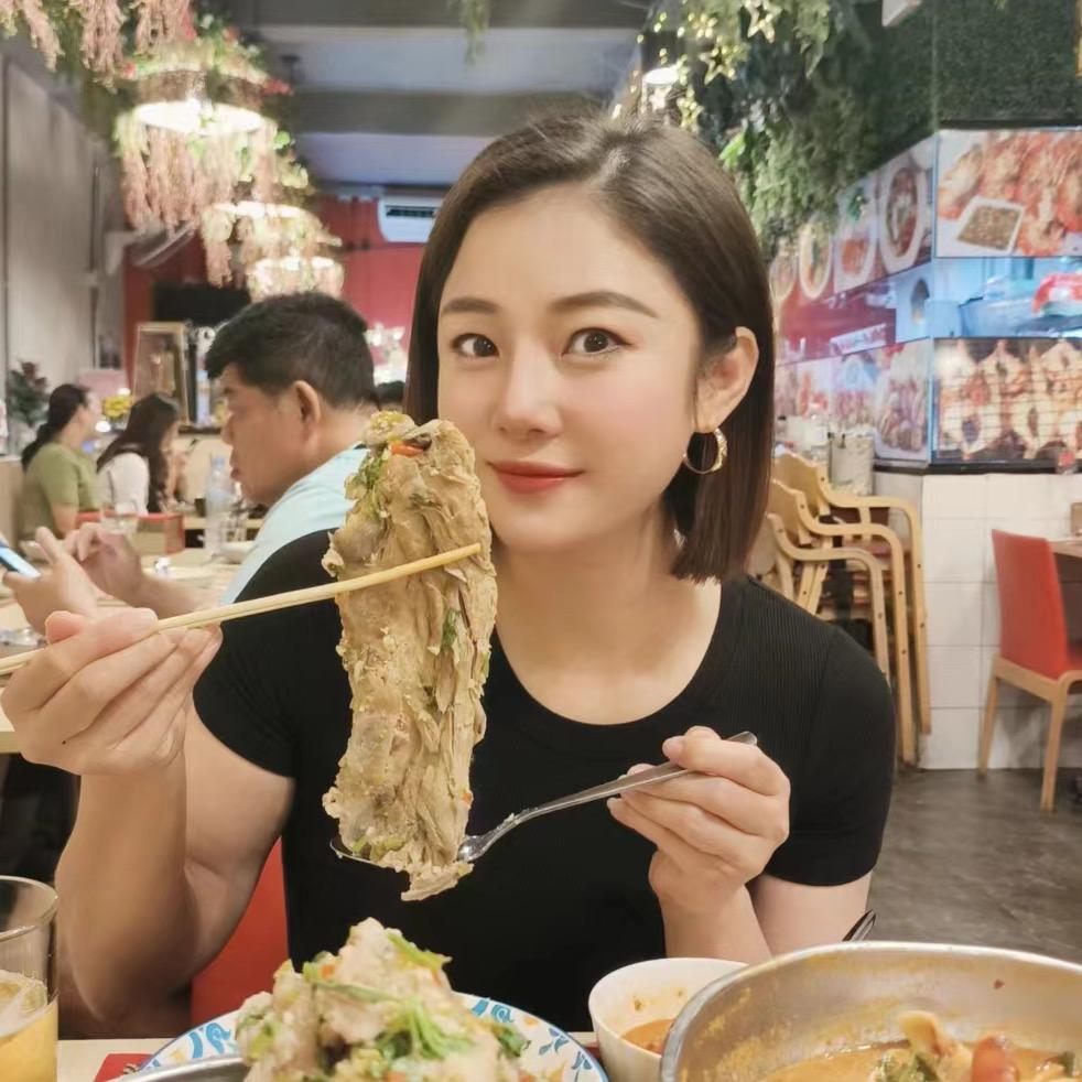 阿莉莉-Li