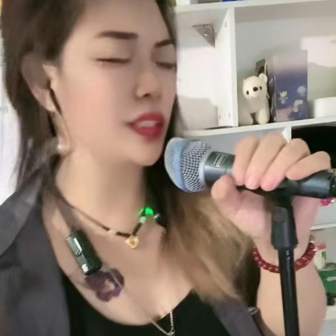 卖唱的（流浪姐）养分