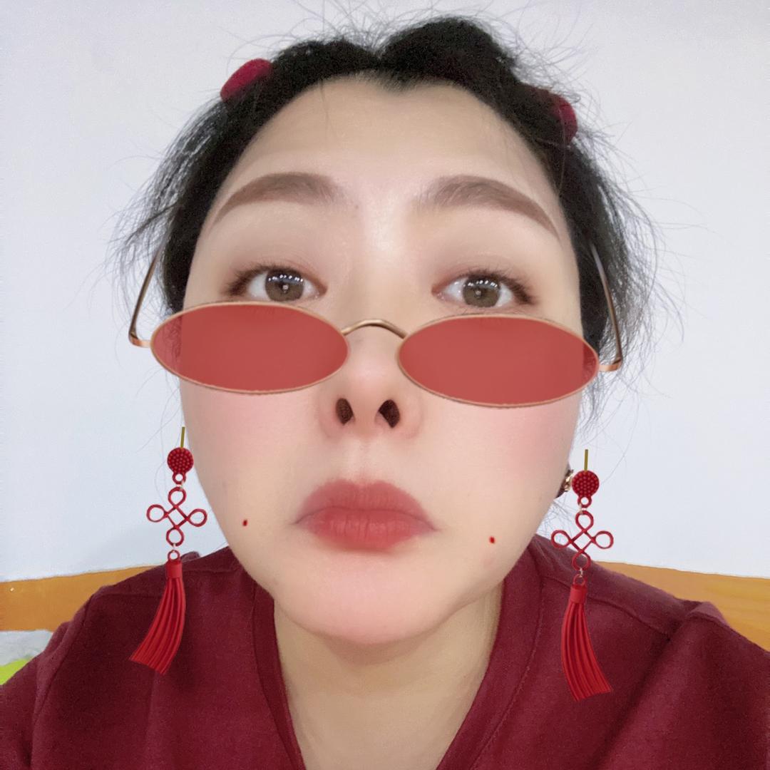 一丁莹