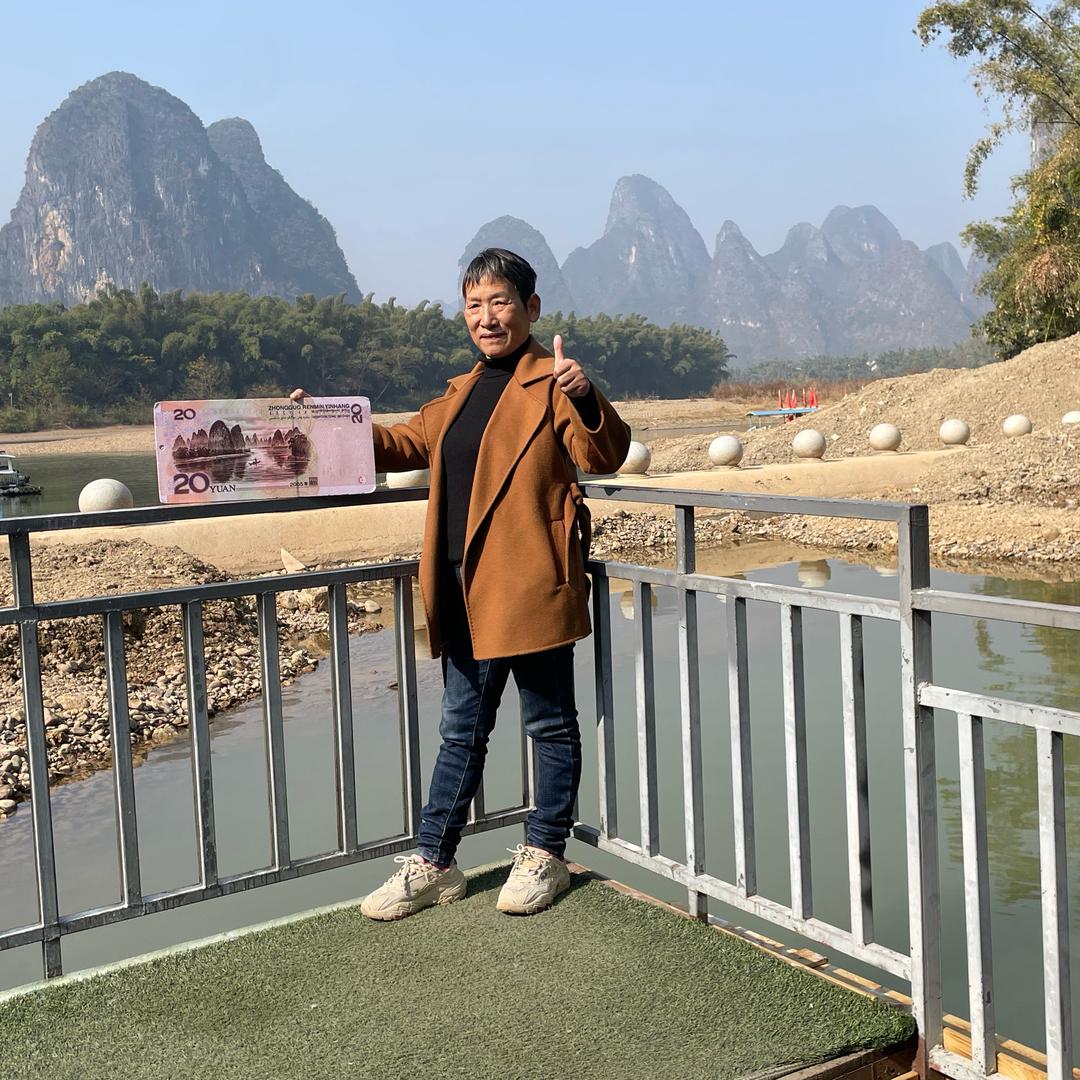 老顾夫妇带老爸的（房车旅行生活）