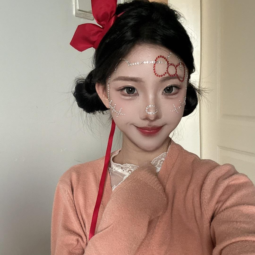 小小瑜