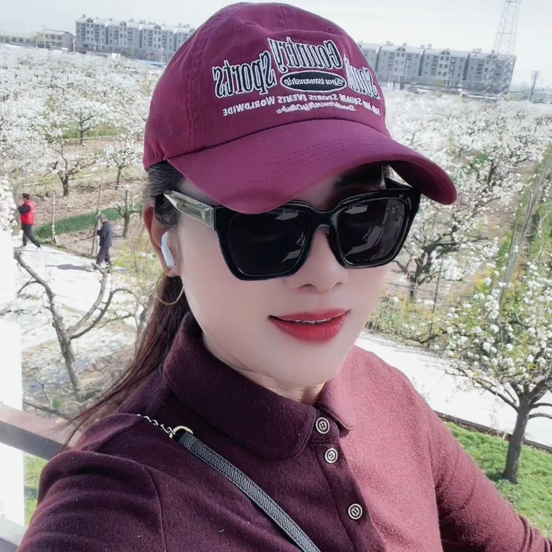 眉目如初，王总