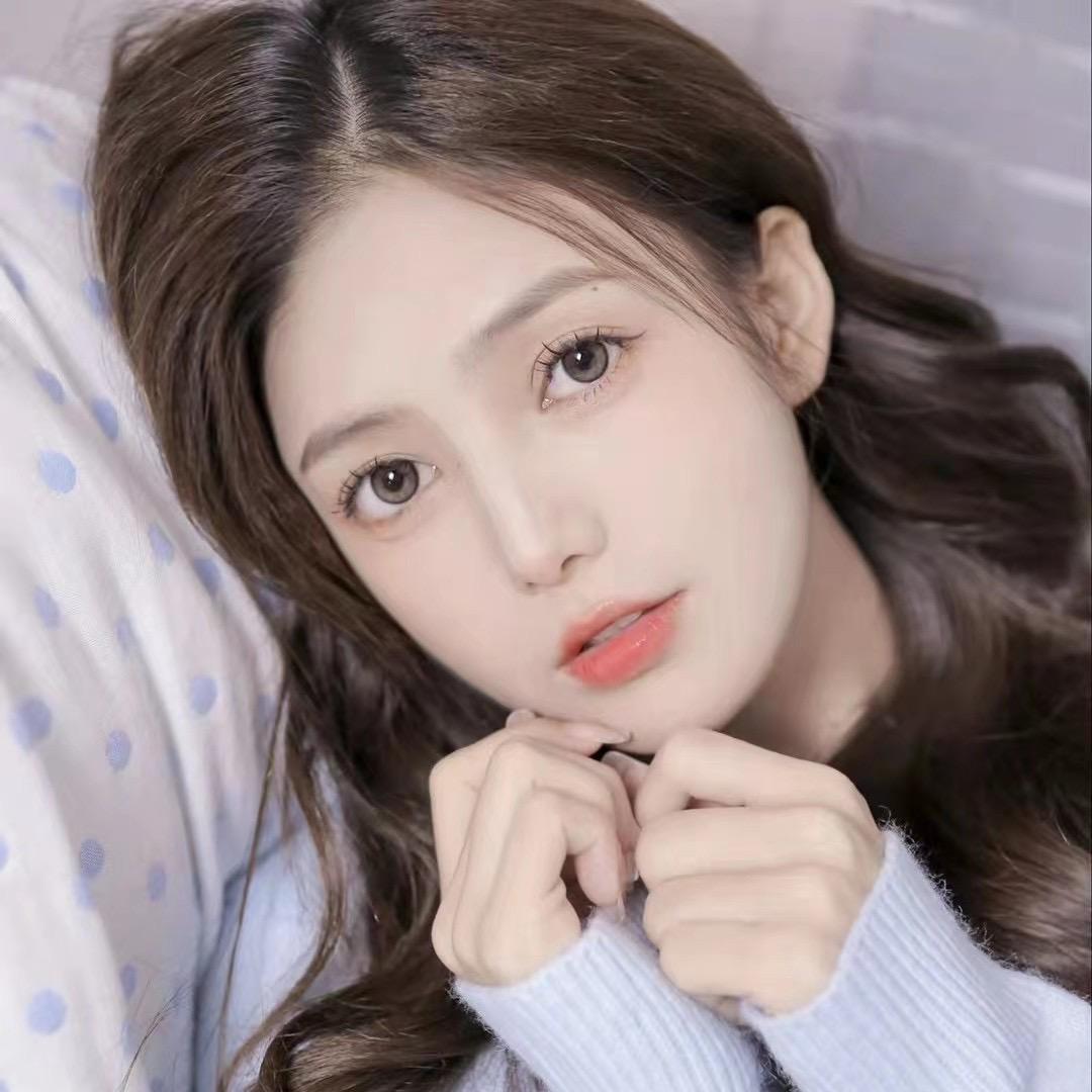 可爱味的小白兔🐰