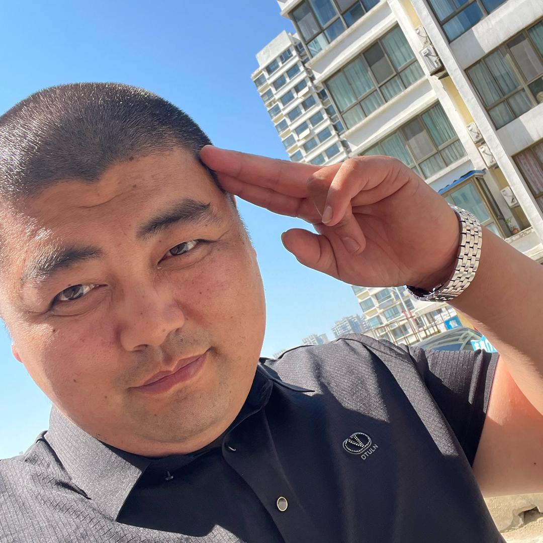 来瓶82年的旺仔