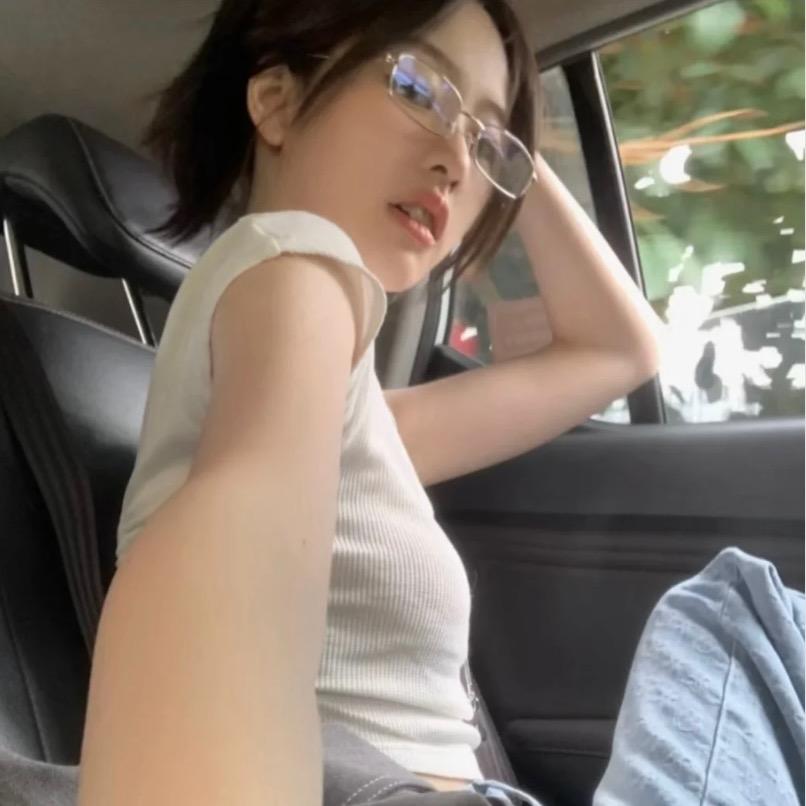 很烦的西多士.