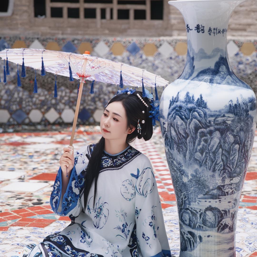 爱画画的萱萱