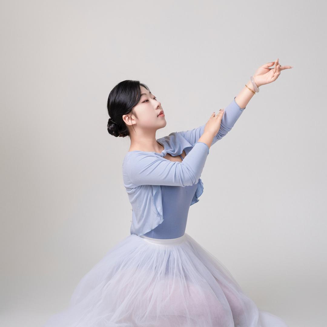 星光舞蹈✨依依老师