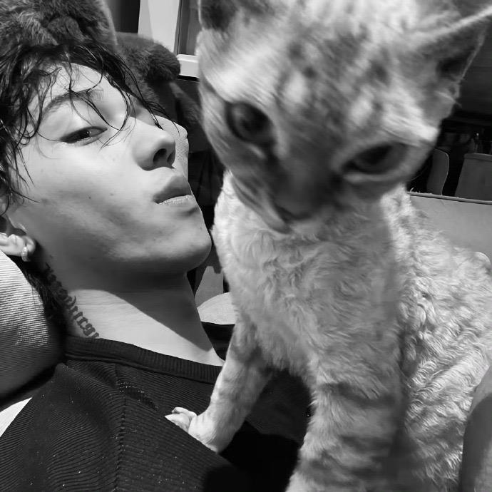 𝑨𝒅𝒎𝒊𝒓𝒆