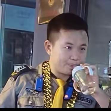 牛马一亮