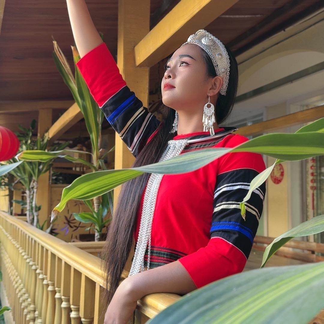 上允佤族打歌毅姑娘