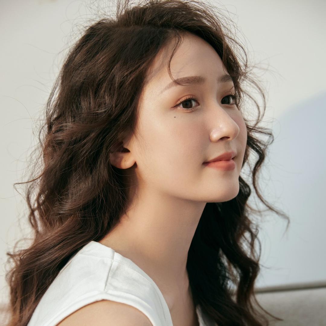 菲菲小姨