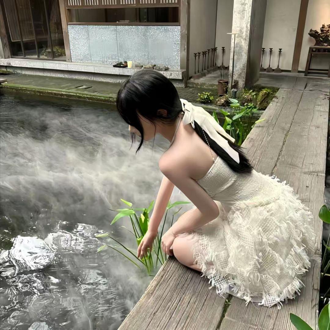 小晗.