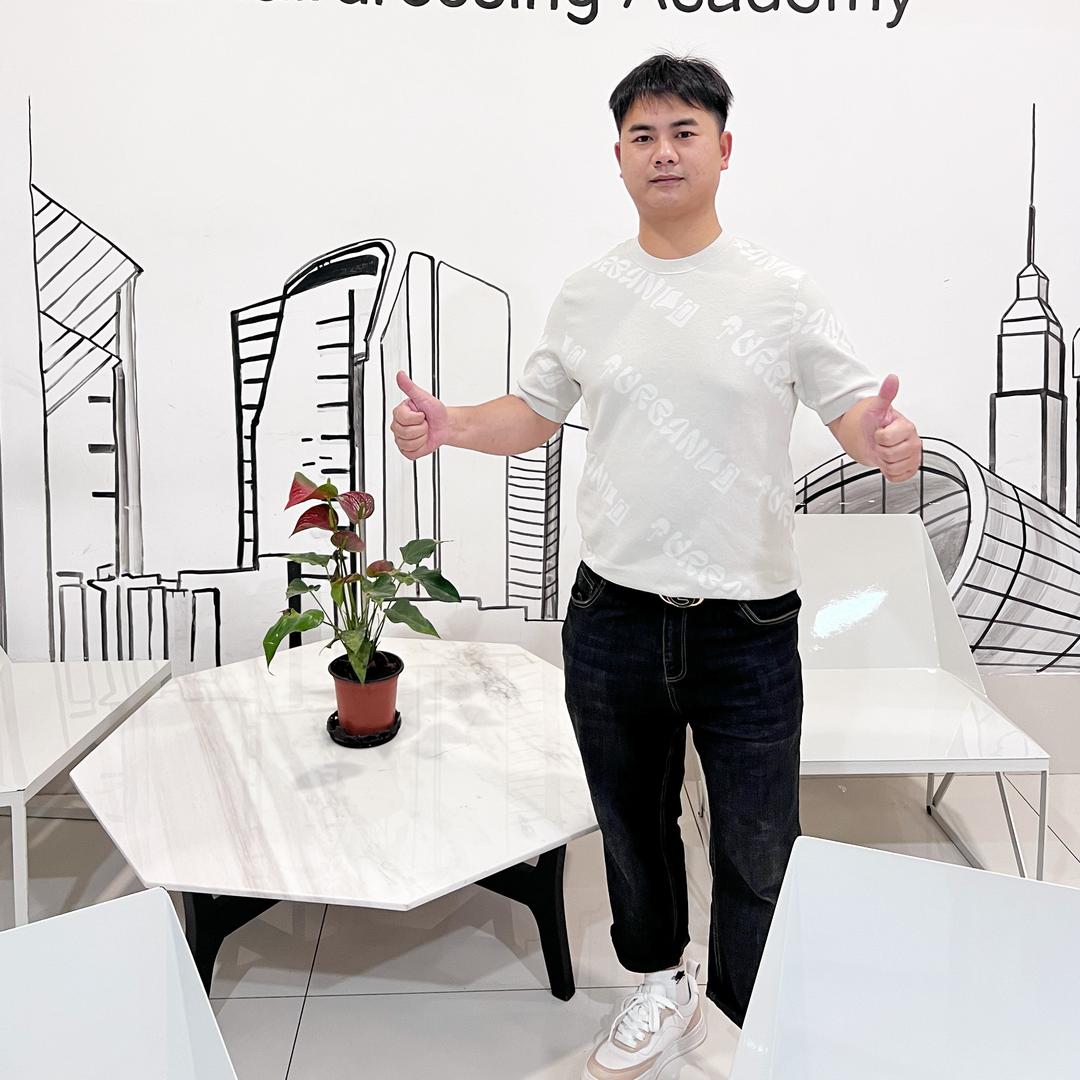 桂林市文老师教剪发