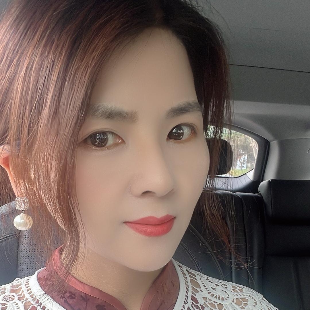 路虎姐婷婷（单身）