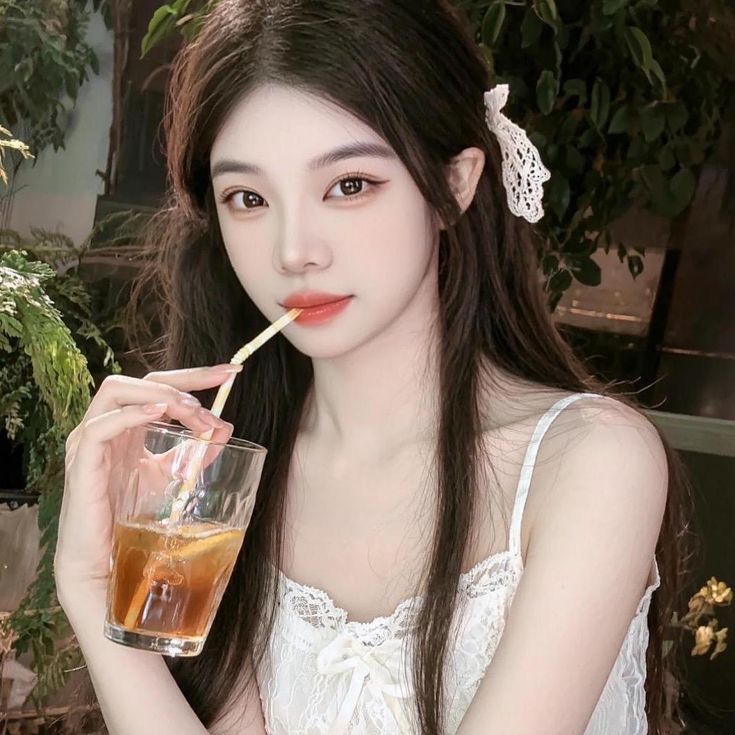 依依^_^