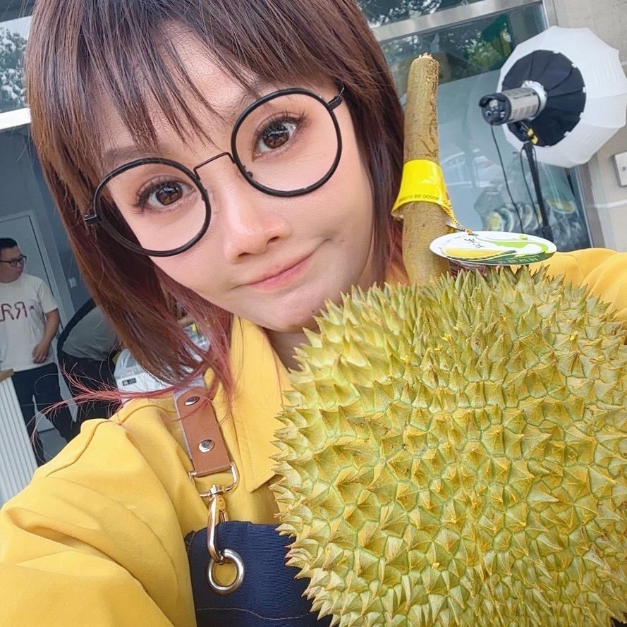 榴莲推荐官-萱萱