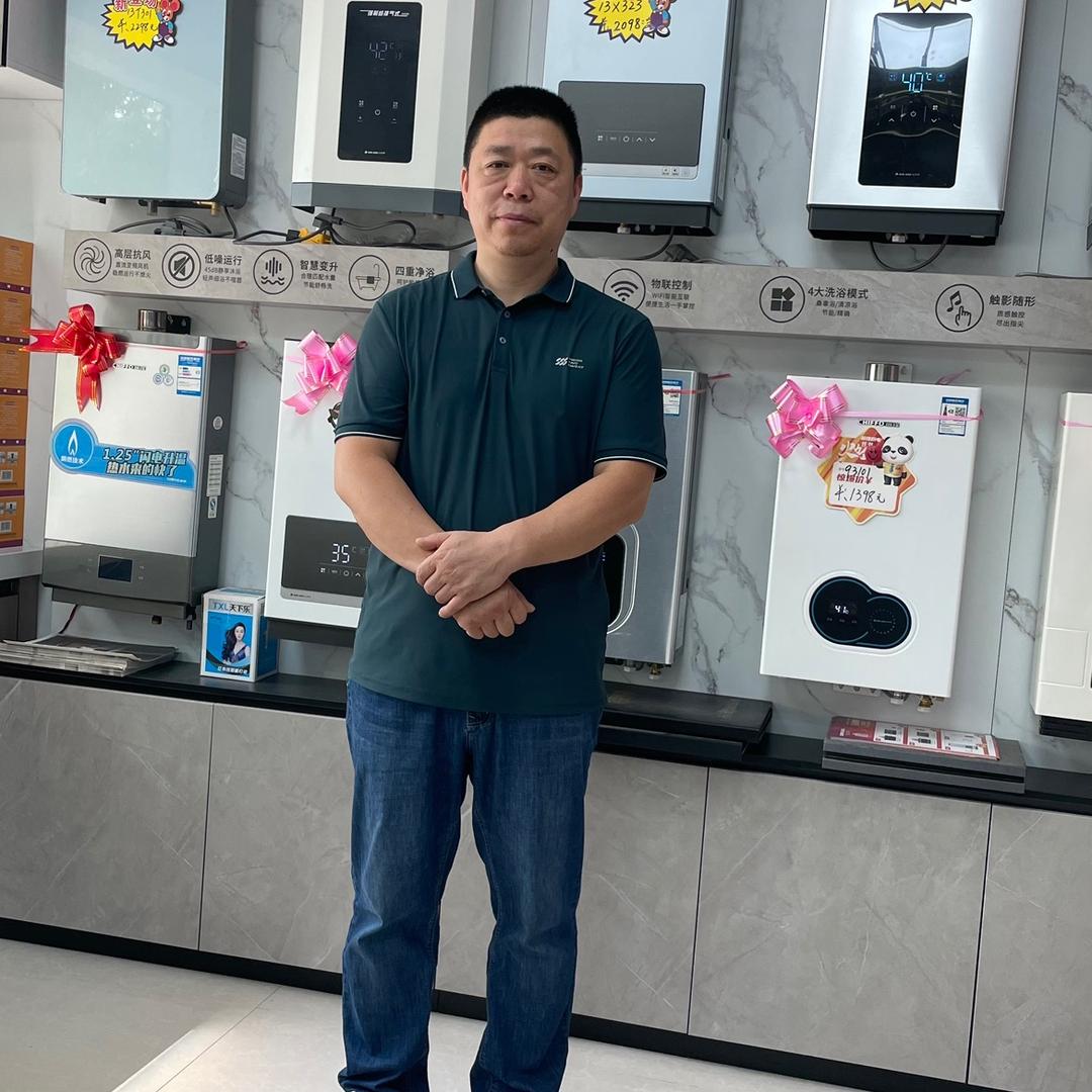 郑州前锋厨电冯炜