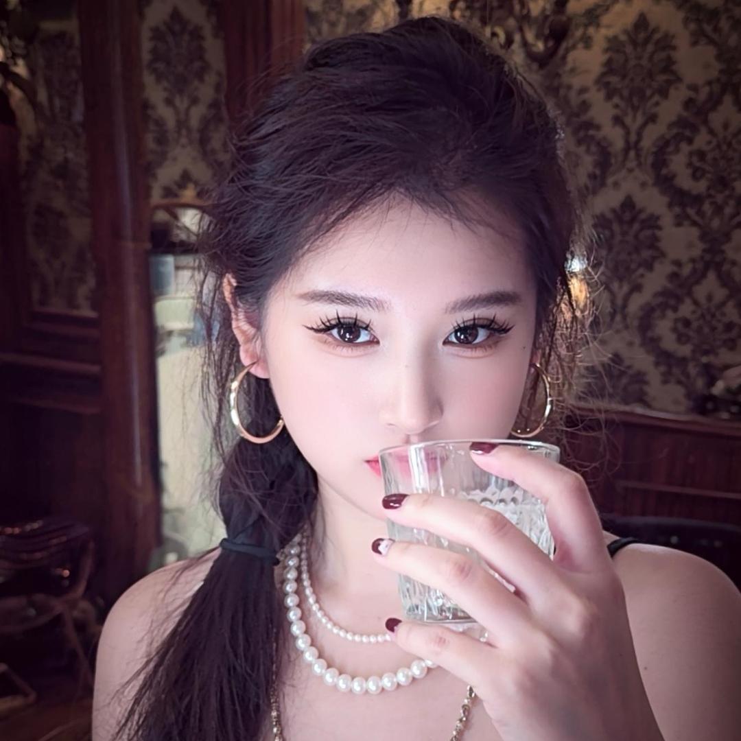 眉毛狂热者阿Dai