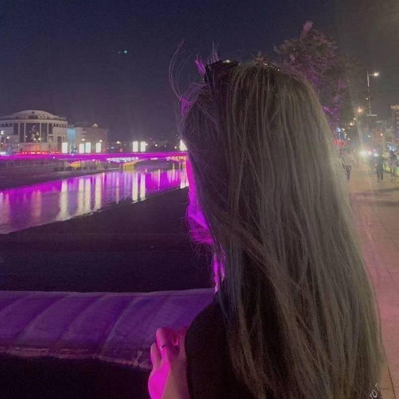 -颖 儿（不要连赞）