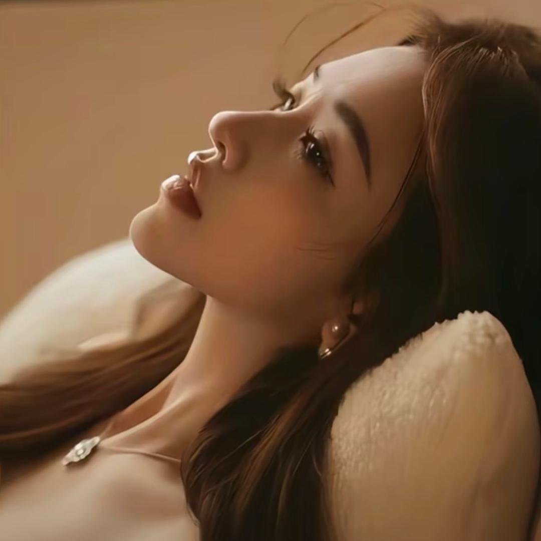 ㅤㅤㅤ︋︋︋︋︋   ㅤ ㅤ讨厌偷吃的猫