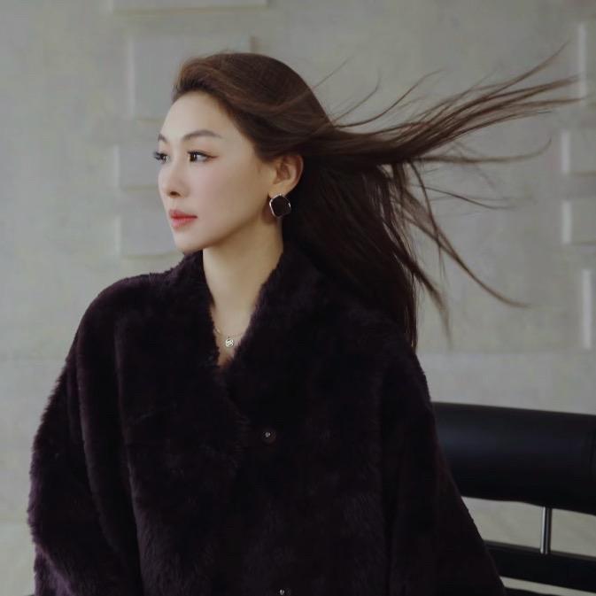 容雨～穿搭分享