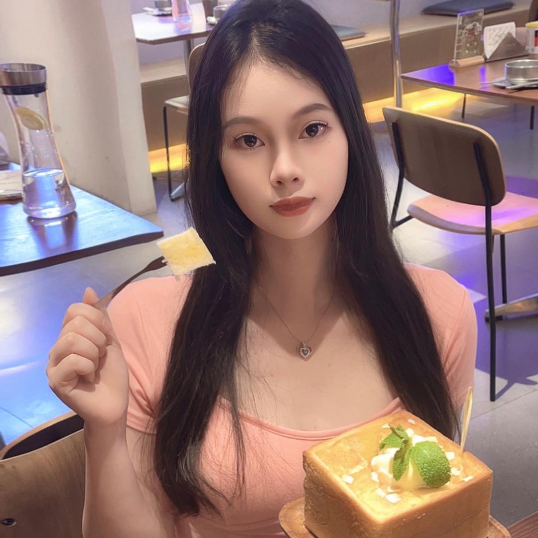 爱拍照的小青📸