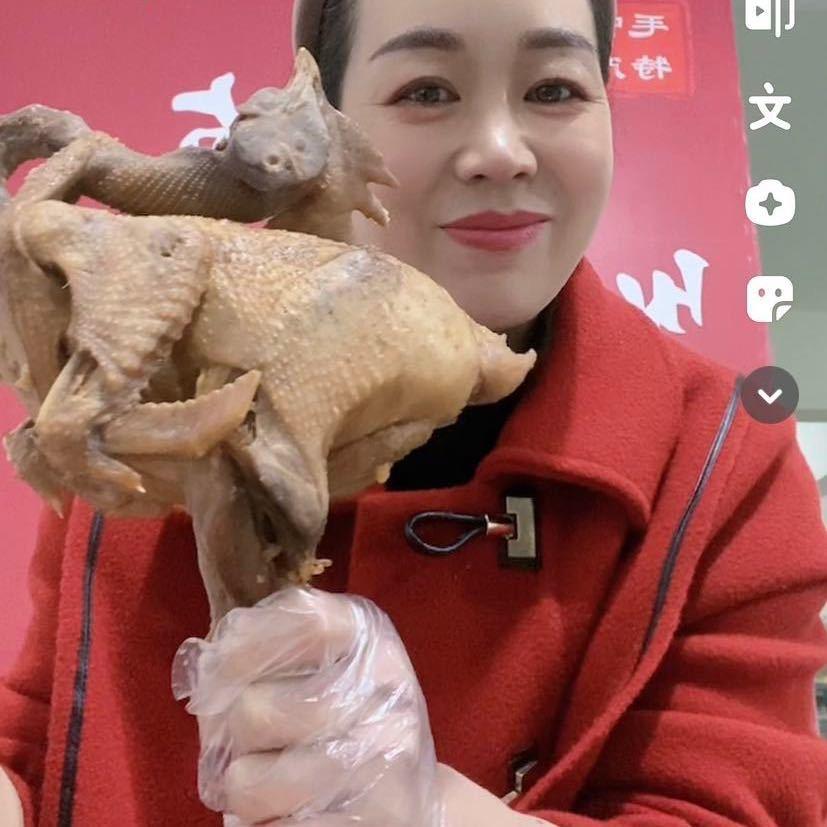毛嘴杨姐
