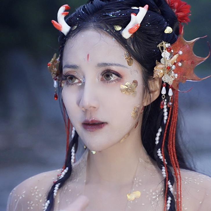 美人鱼水舞教练_雯莎