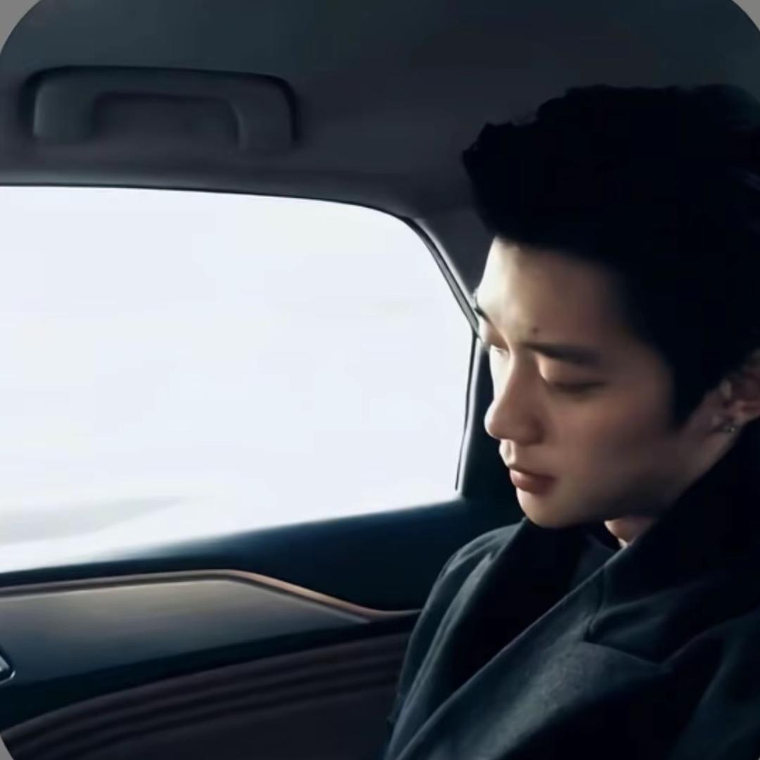 枯木逢春（瓦）