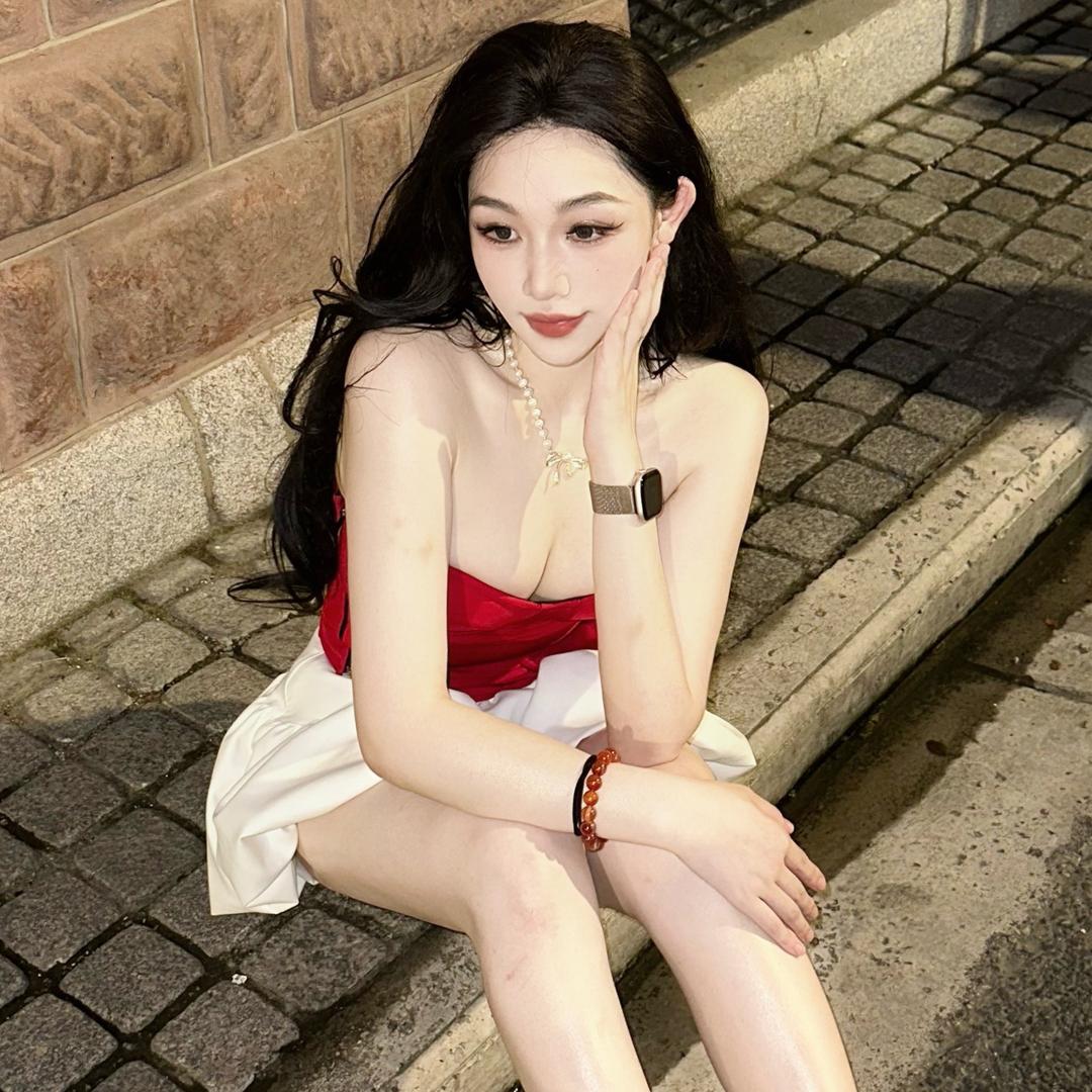 眼里