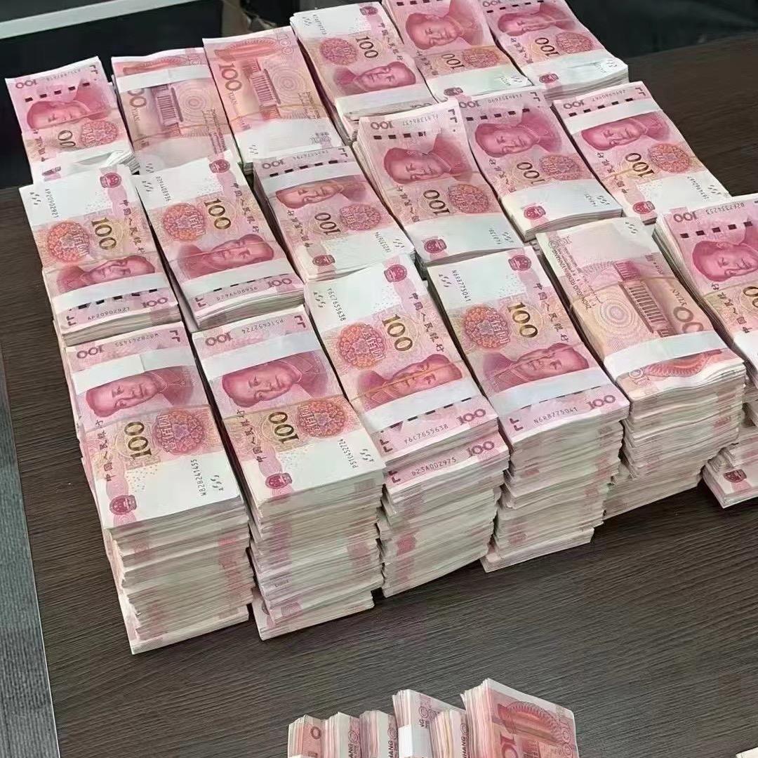小张。