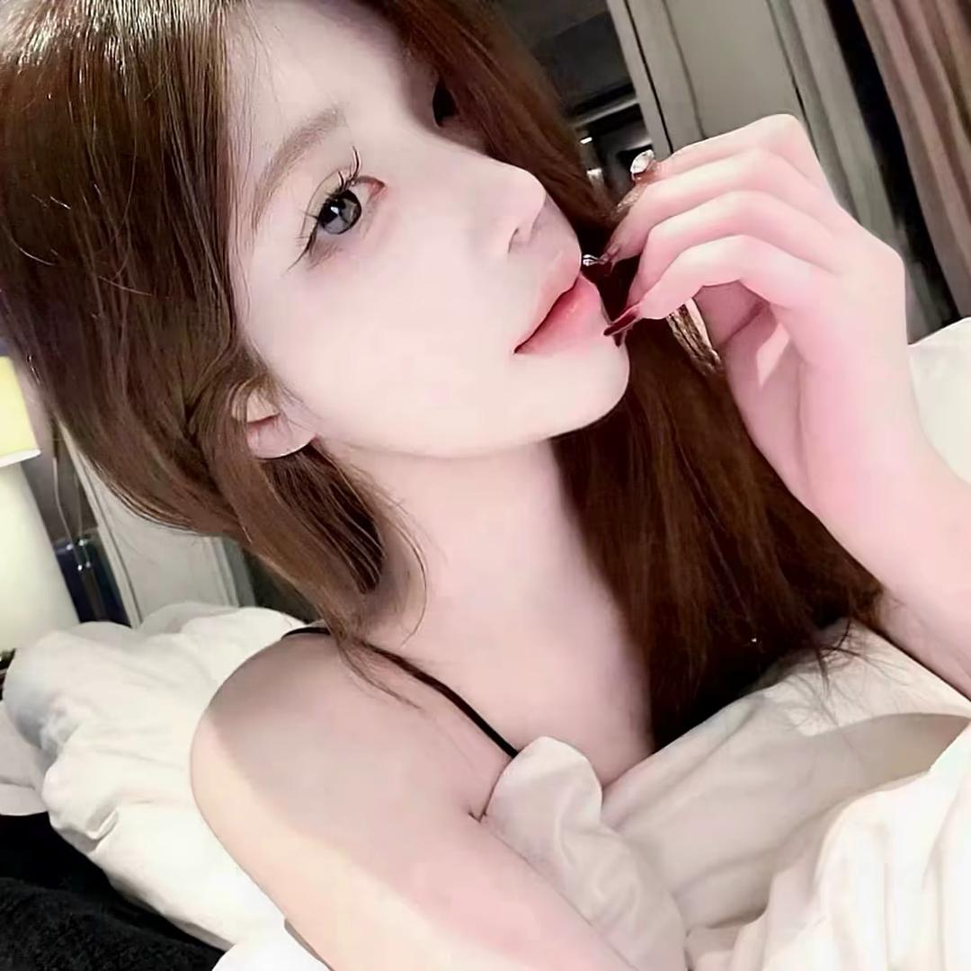 混过社会卖过萌