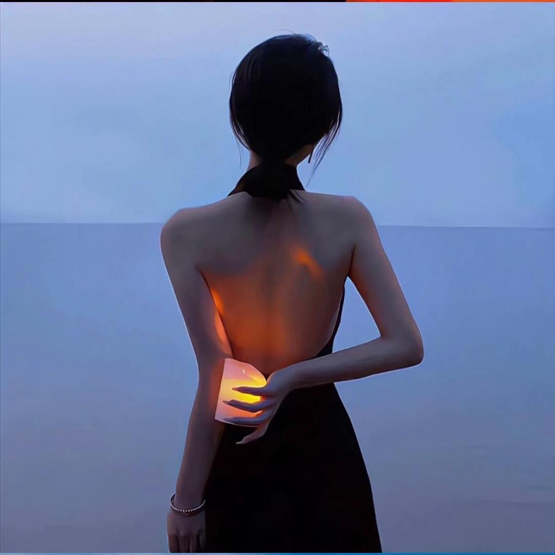 尢晞.
