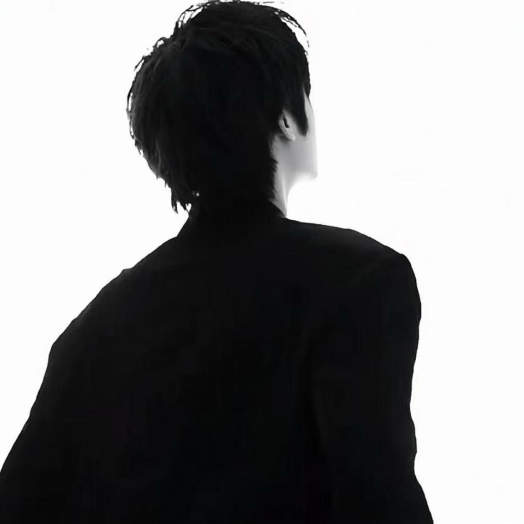 𝑪𝒖𝒓𝒕𝒂𝒊𝒏.
