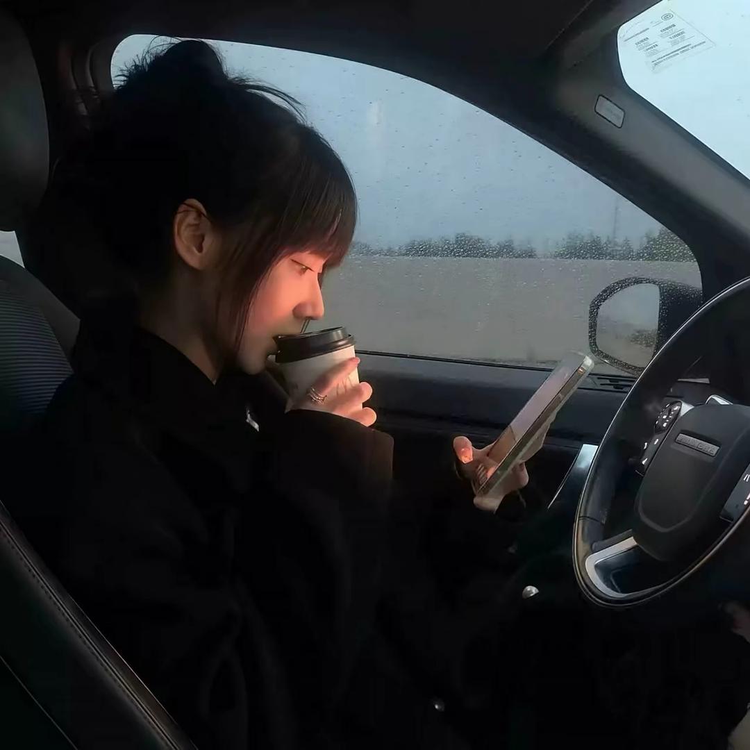 老公站街我数钱