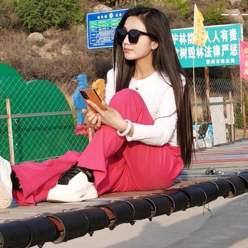 秋千小姐姐