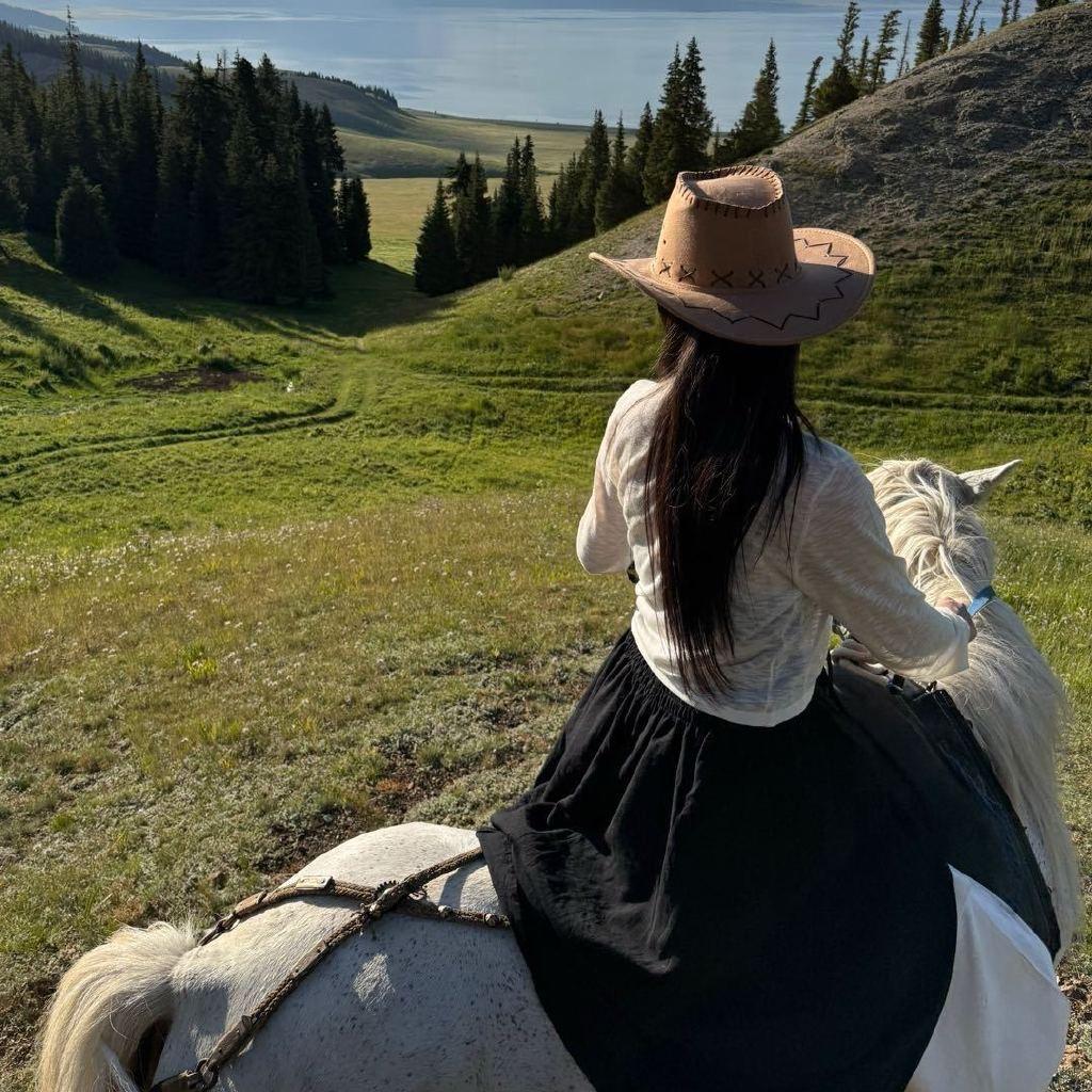 Sherry（见过十勤🌾&昊）