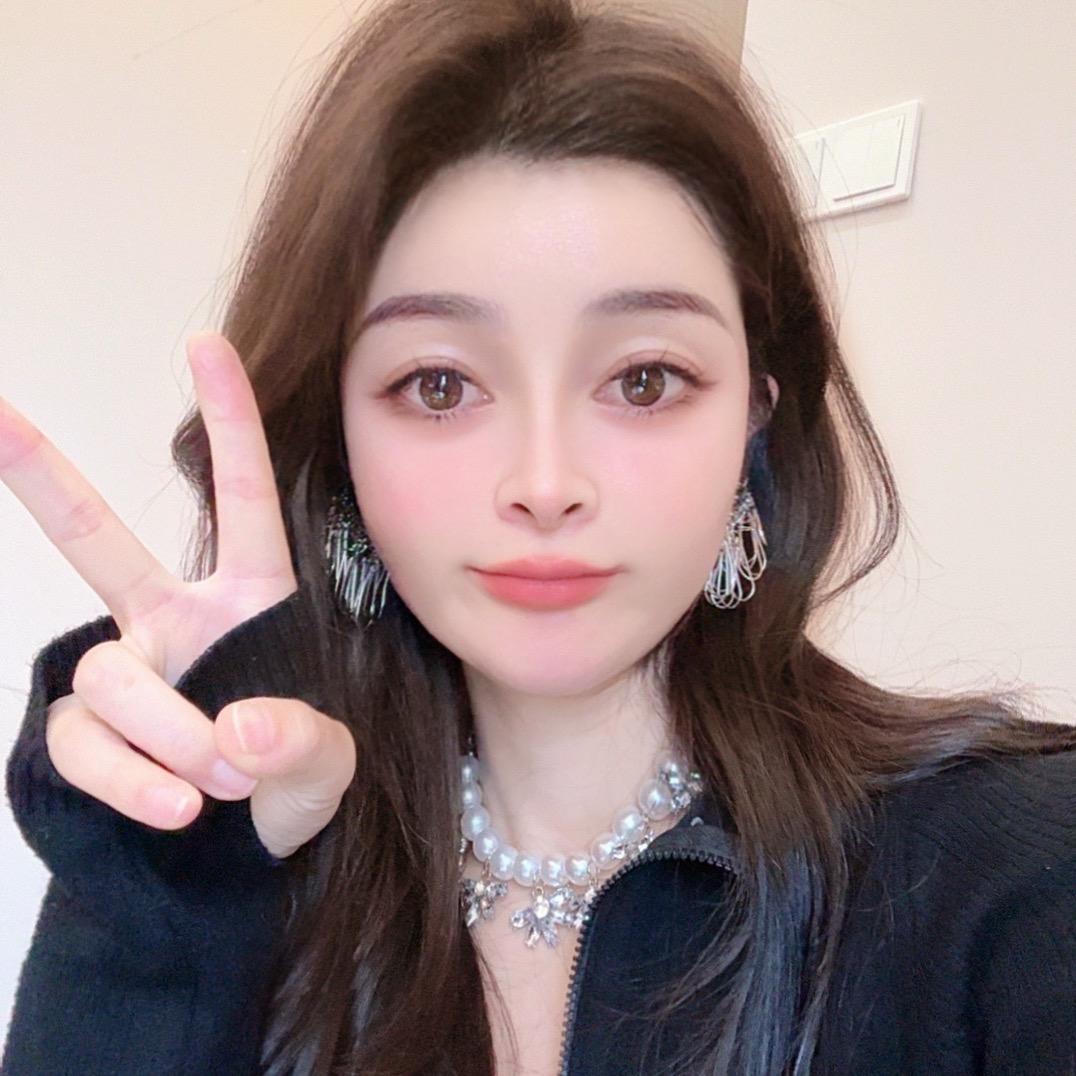 布依面膜卢亿多