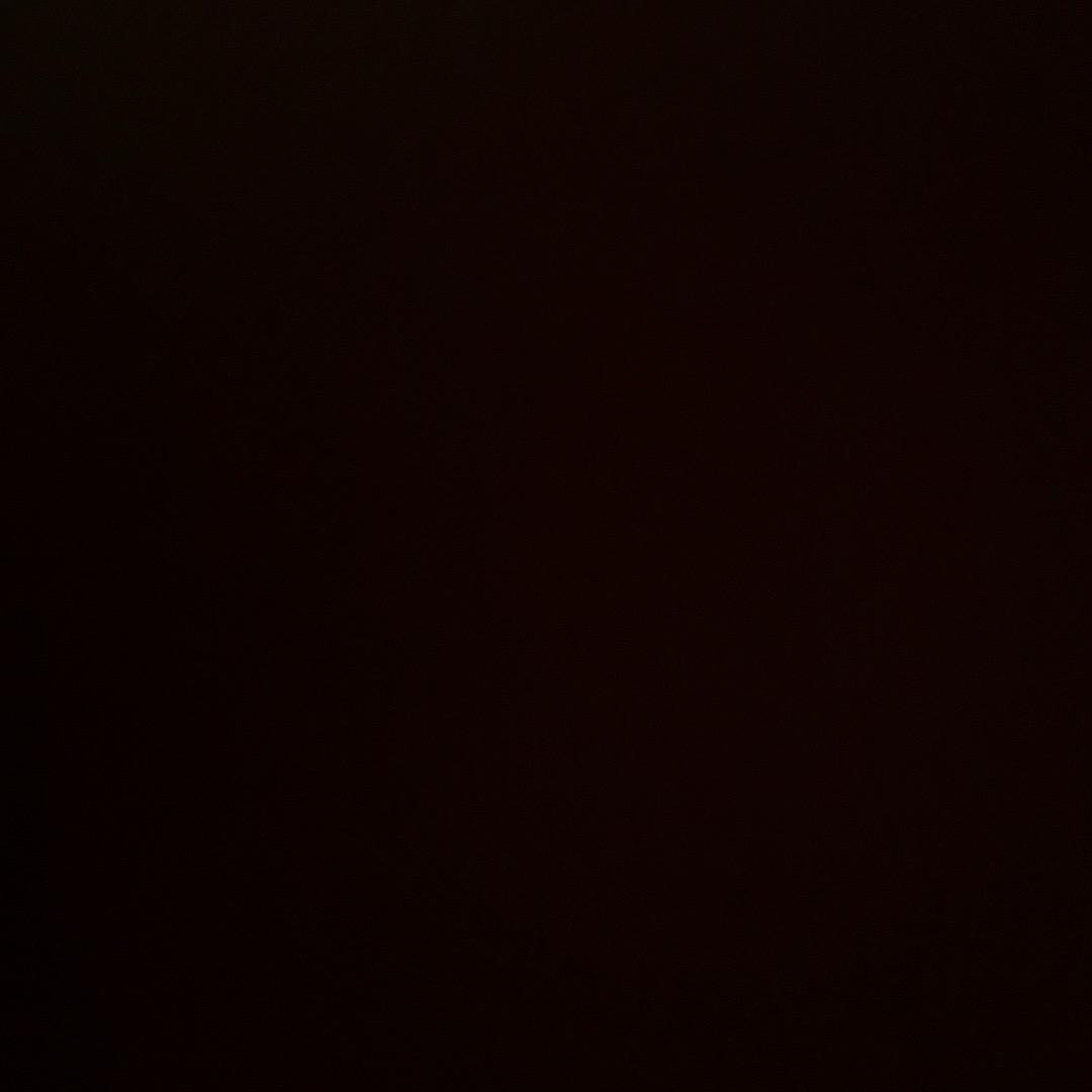 ¥