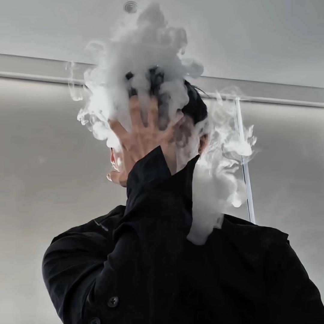 白