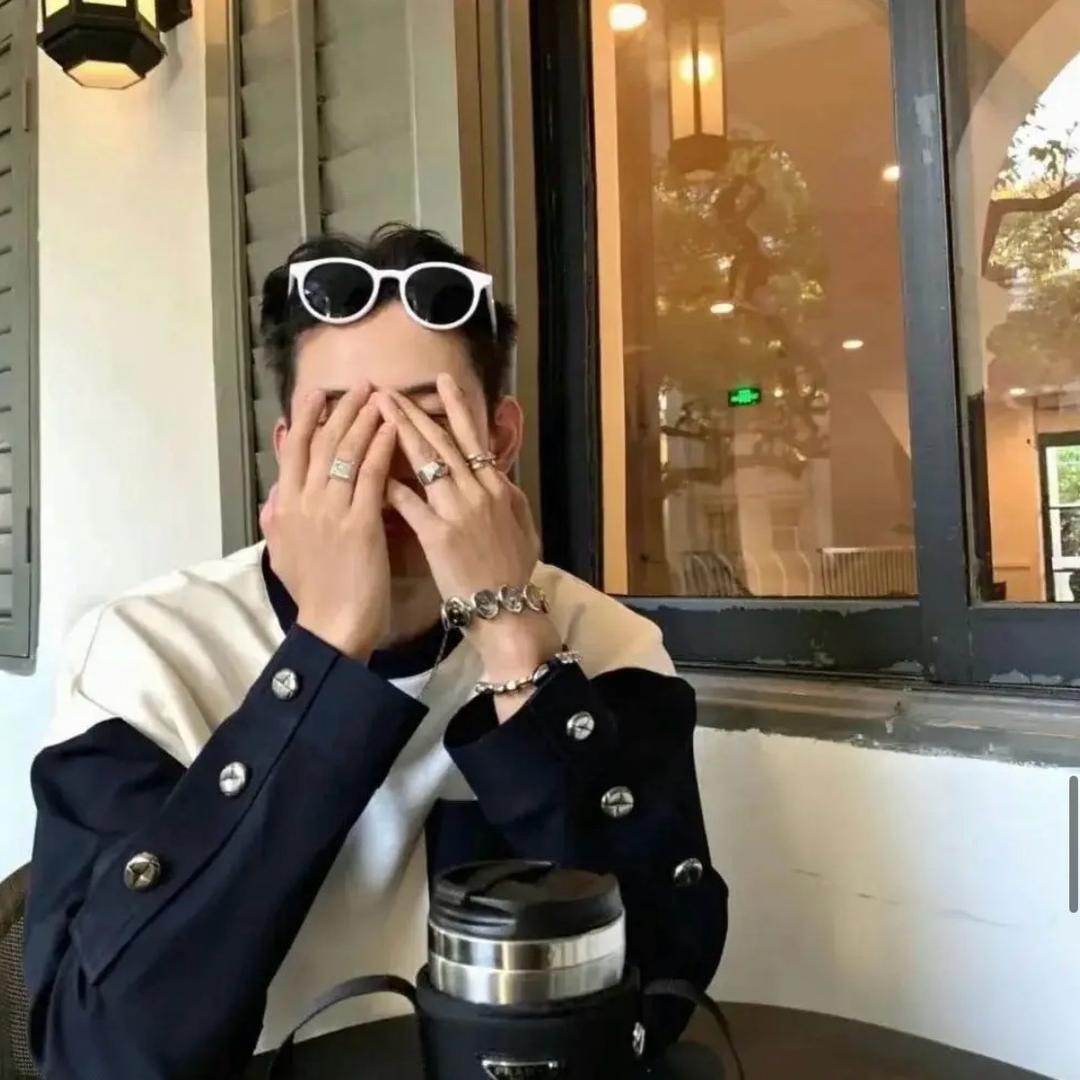 梅川苦茶子