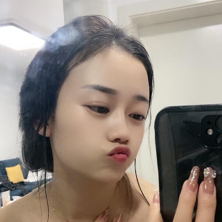 露大美吖